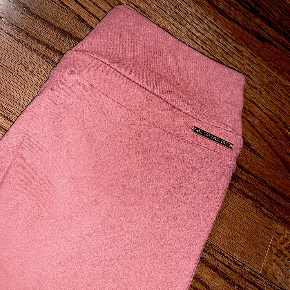 Whitney Simmons x GS V1